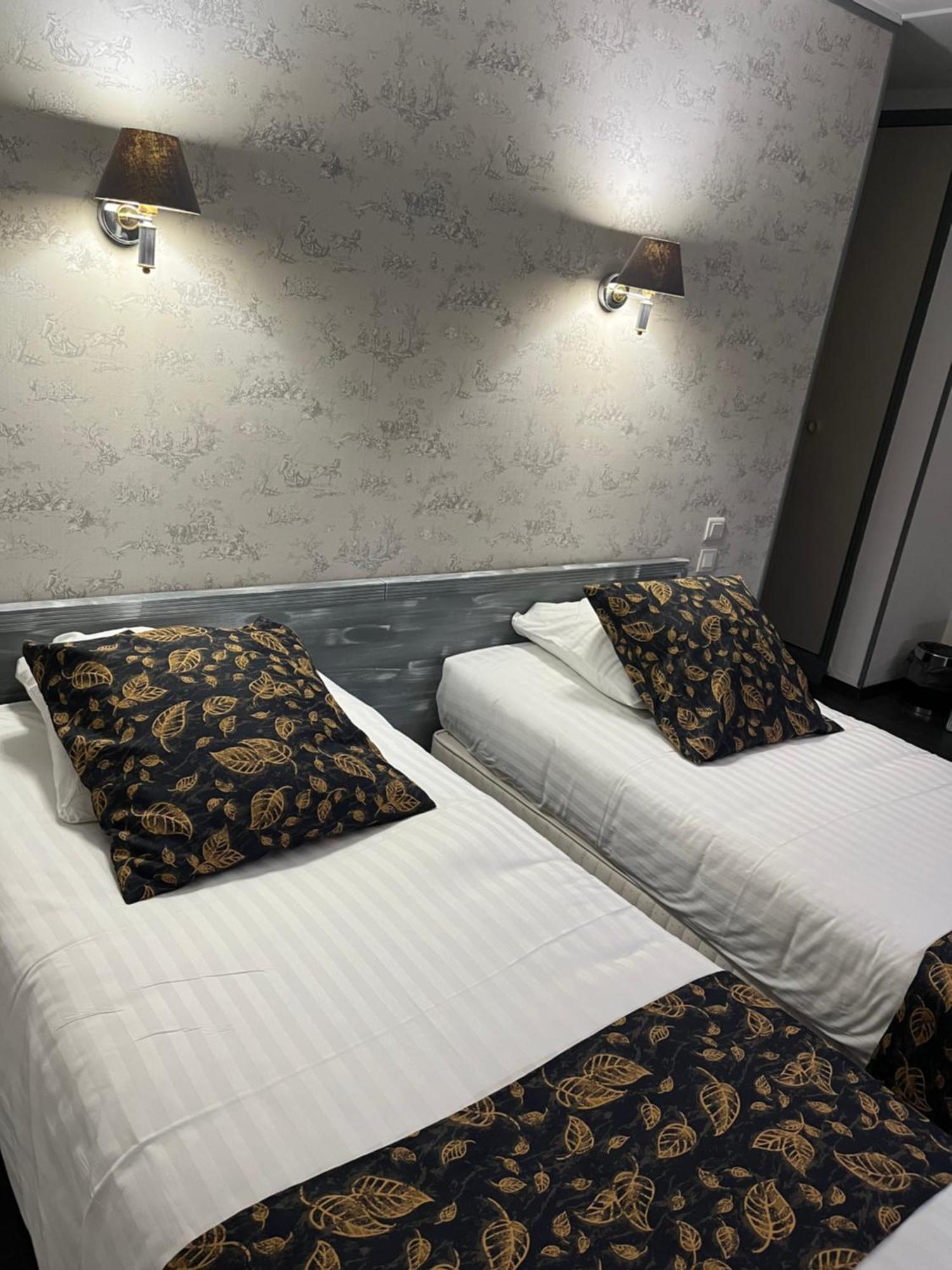 瓦尔圣希莱尔酒店 日韦 外观 照片